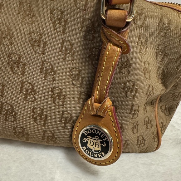 Dooney & Bourke Vintage Tan Mini Barrel Bag Purse Y2K Neutral Rare EUC Preppy - Picture 2 of 16